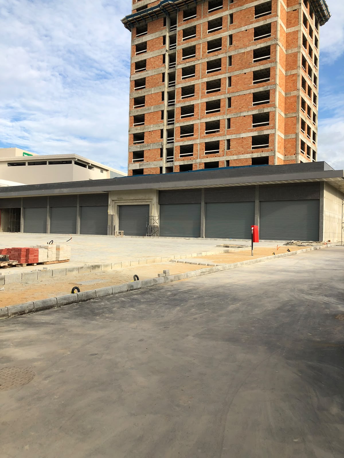 Projeto de porta automática concluído